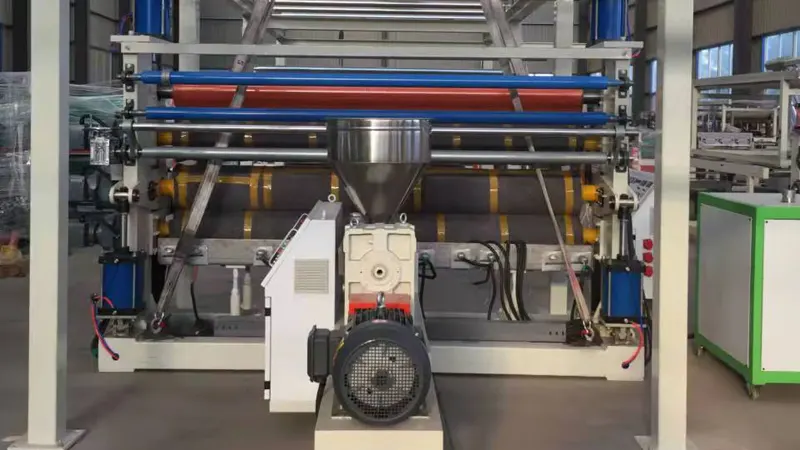 El flujo de proceso incluido en la línea de producción de alfombrillas para automóviles